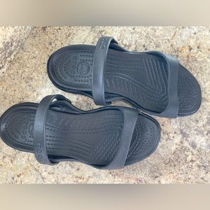 Women’s Black Crocs slide ins Size 8